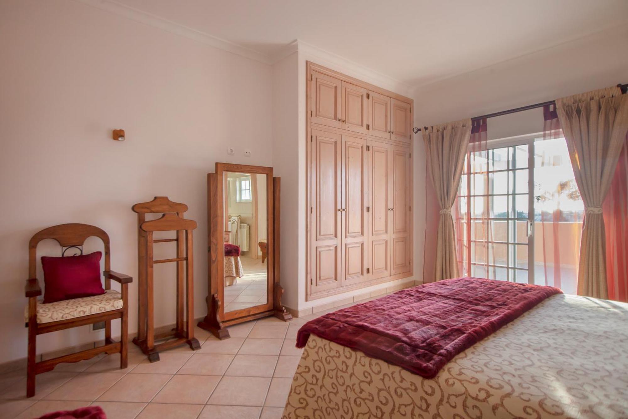 Al Meida Guesthouse Албуфейра Екстериор снимка