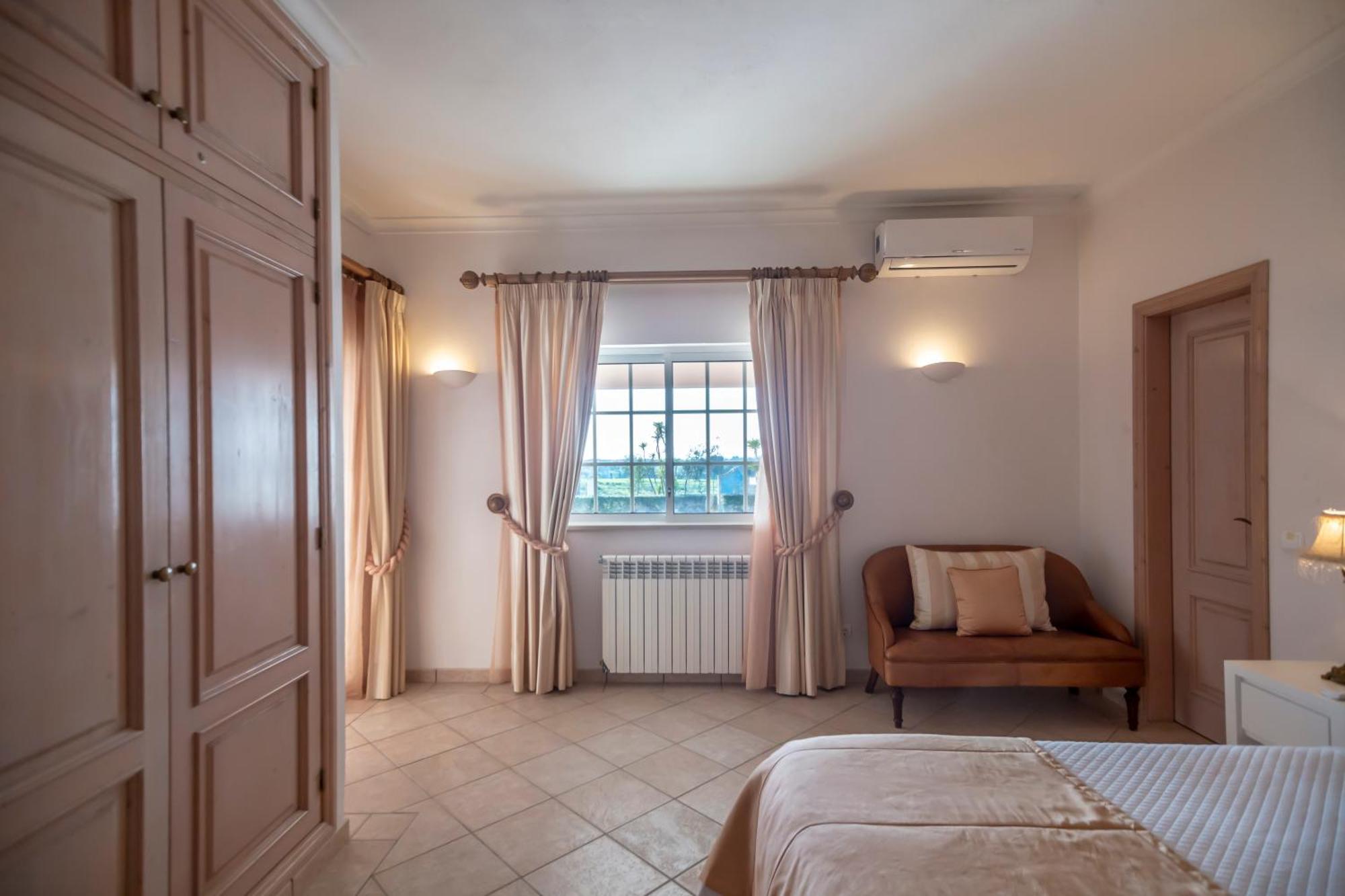 Al Meida Guesthouse Албуфейра Екстериор снимка