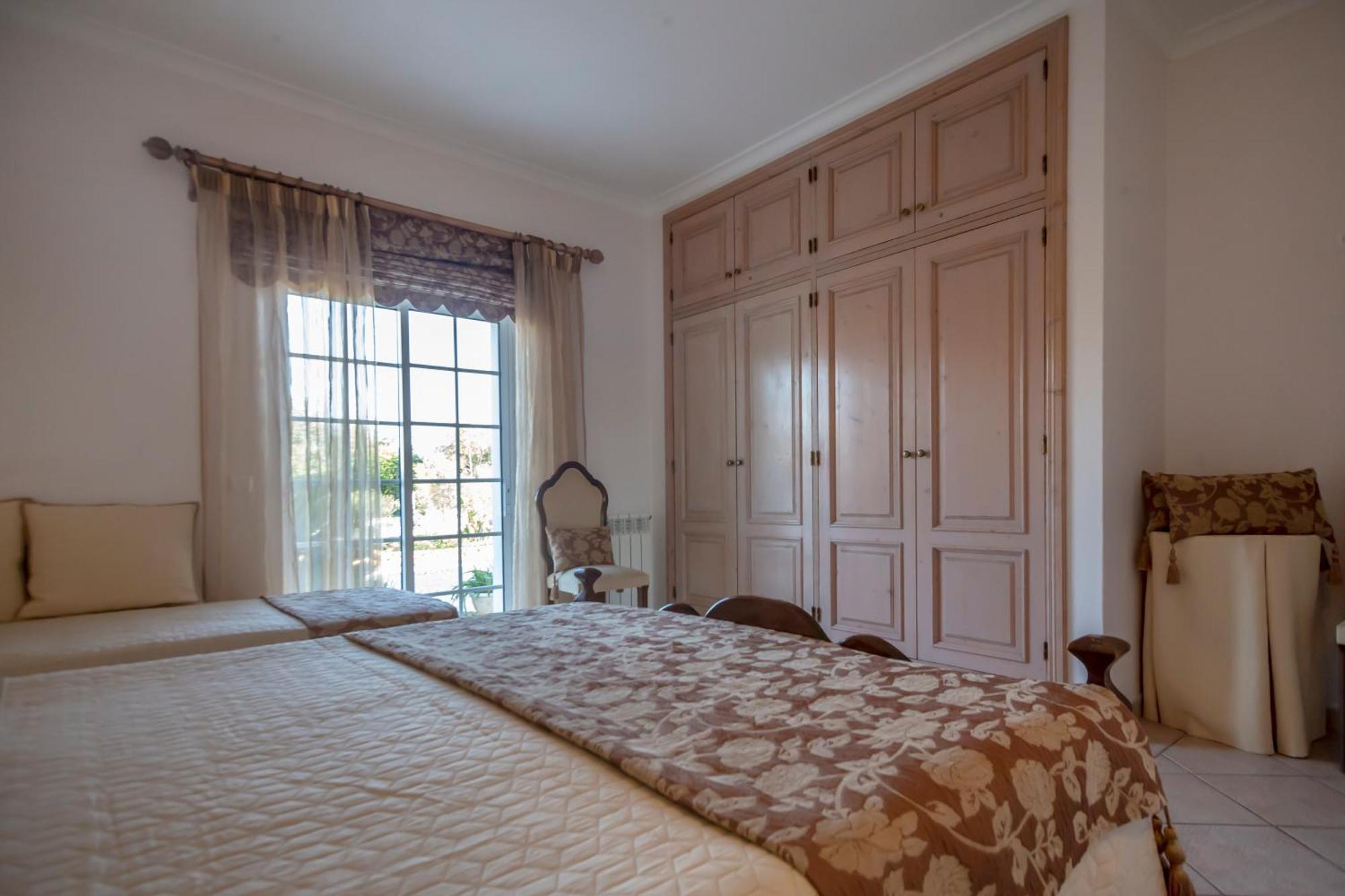 Al Meida Guesthouse Албуфейра Екстериор снимка