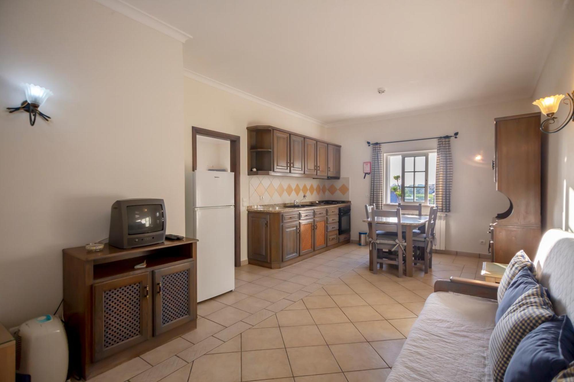 Al Meida Guesthouse Албуфейра Екстериор снимка
