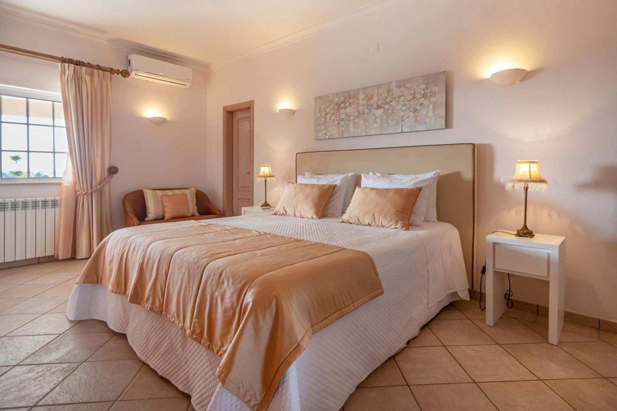 Al Meida Guesthouse Албуфейра Екстериор снимка