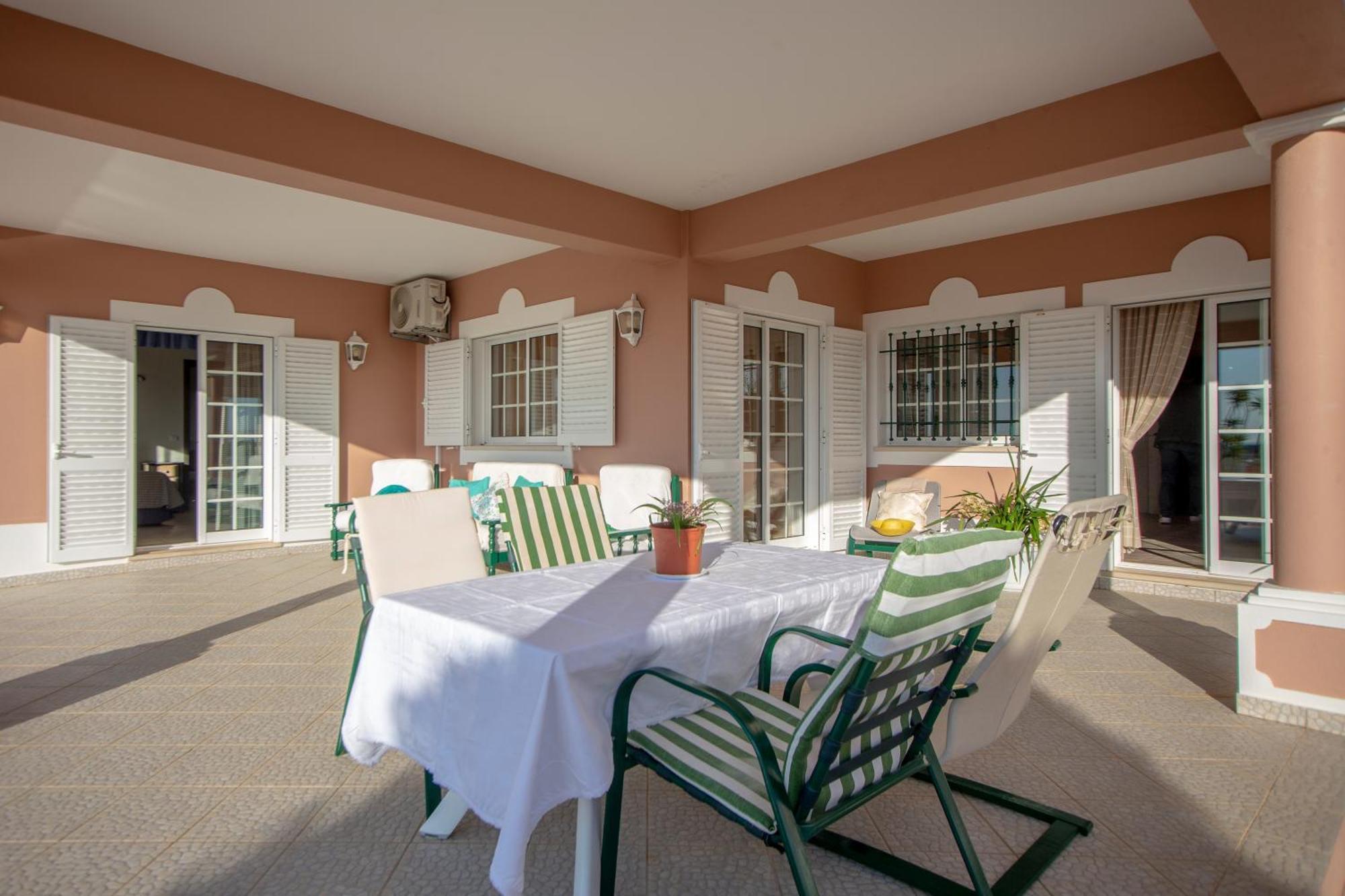 Al Meida Guesthouse Албуфейра Екстериор снимка