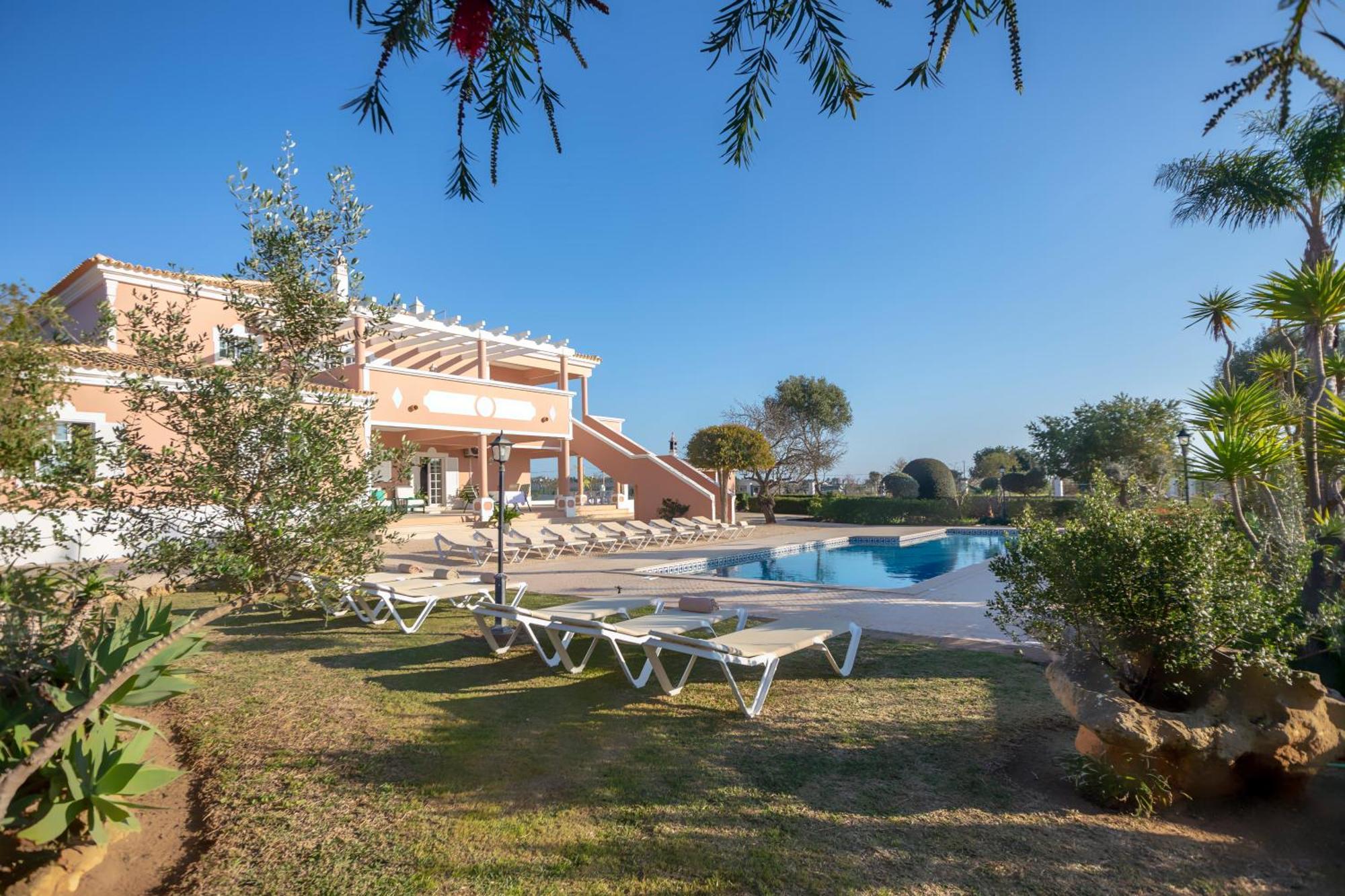 Al Meida Guesthouse Албуфейра Екстериор снимка